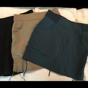 Set of 2 COLUMBIA Omni shield skort Black tan blue